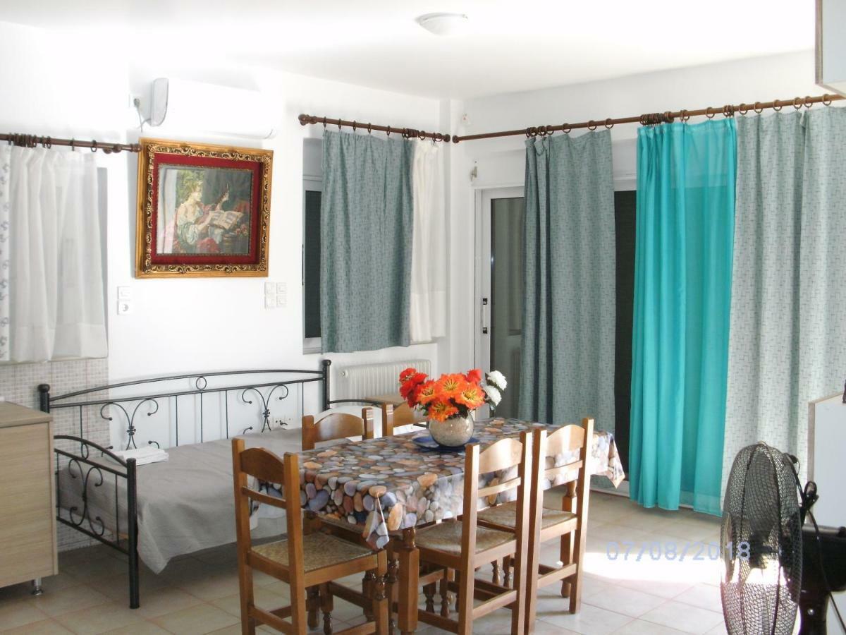 Nina Rooms Artemida  Ngoại thất bức ảnh