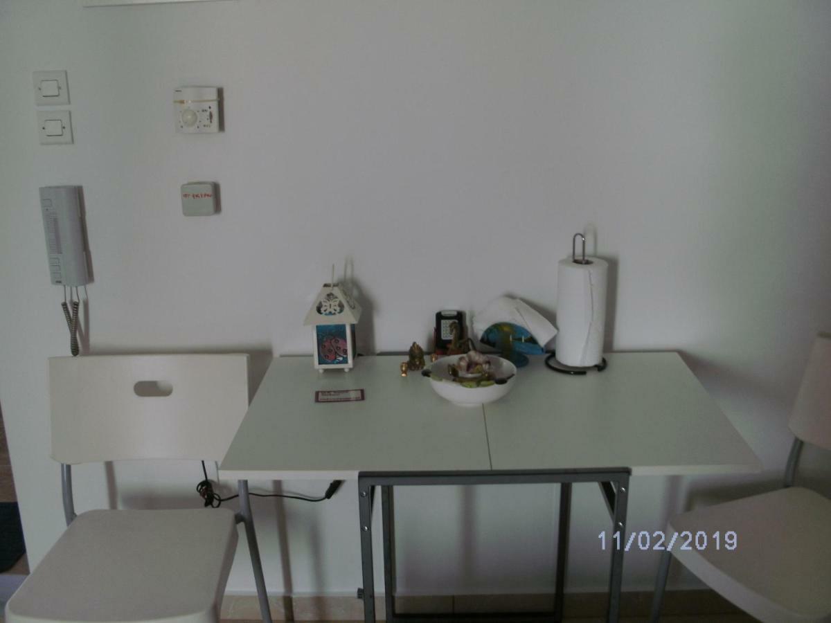 Nina Rooms Artemida  Ngoại thất bức ảnh
