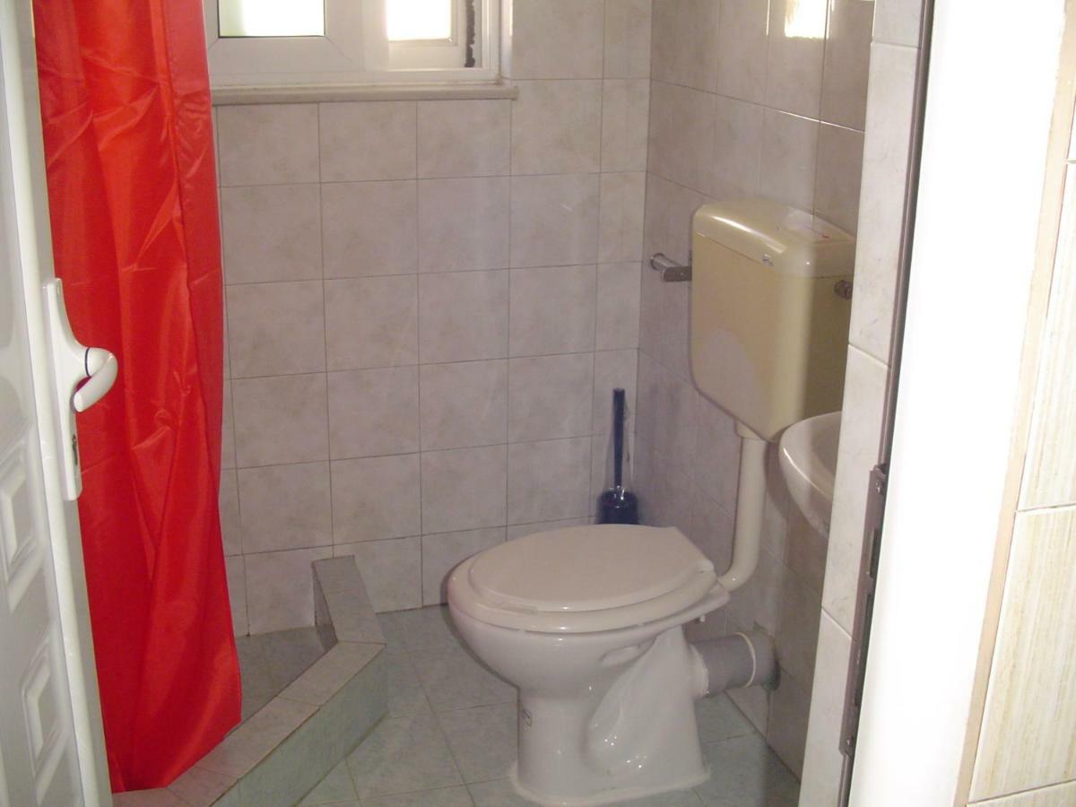 Nina Rooms Artemida  Ngoại thất bức ảnh